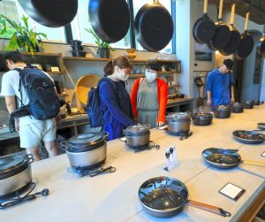 企業沒賺錢 為什麼還要降價呢